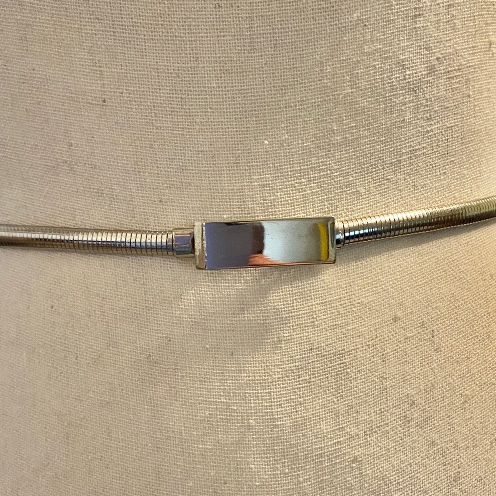 Sold!!!Disco 70s Silver Snake Chain Metal Belt - Picture 2 of 5